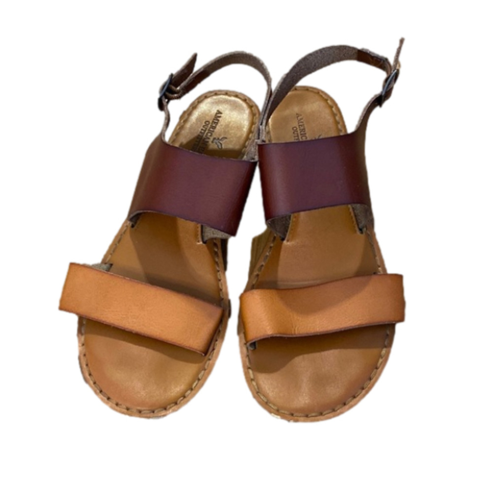 American Eagle Outfitters Brown and Tan Sandals